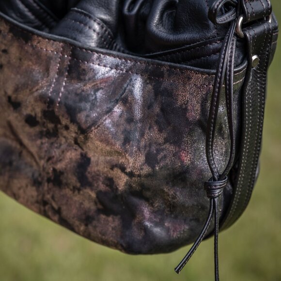 Rough & Tumble -Baby Borough Black with Gilded Pockets & Purple Lining - Picture 9 of 13